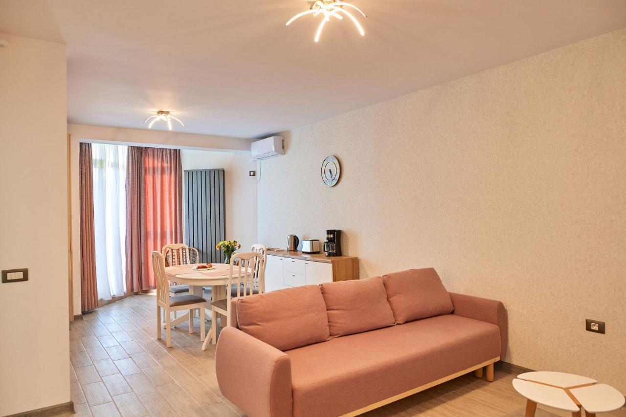 Blu Sea View Apartment - Spa Pools Beach Resort Mamaia Dış mekan fotoğraf