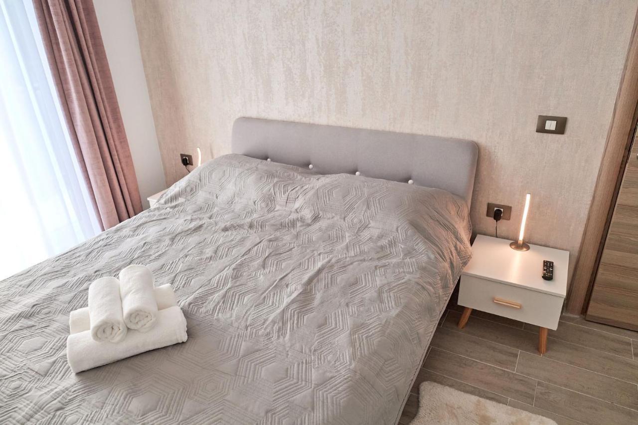 Blu Sea View Apartment - Spa Pools Beach Resort Mamaia Dış mekan fotoğraf